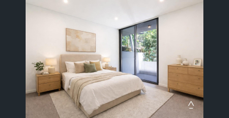 Luxuriously Designed, Sun-Kissed And Private, Oversized And Executive Style One Bedroom Courtyard Oasis, Moments To The Village - Photo 2