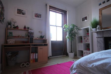 5 bedroom terraced house to rent - Photo 3