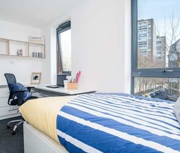 Studio to rent - Photo 1