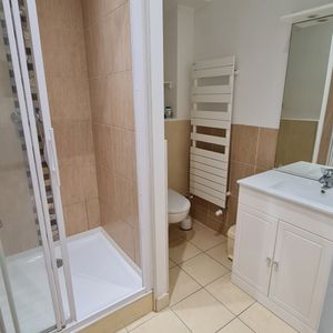 Location Appartement 1 pièce 24m² BURES SUR YVETTE 91440 - Photo 3