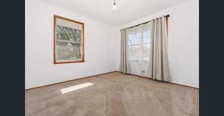 Freshly Updated 3-Bedroom Home | Spacious Front & Back Gardens | Ready Now - Photo 2