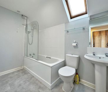 1 bedroom semi-detached house to rent - Photo 5