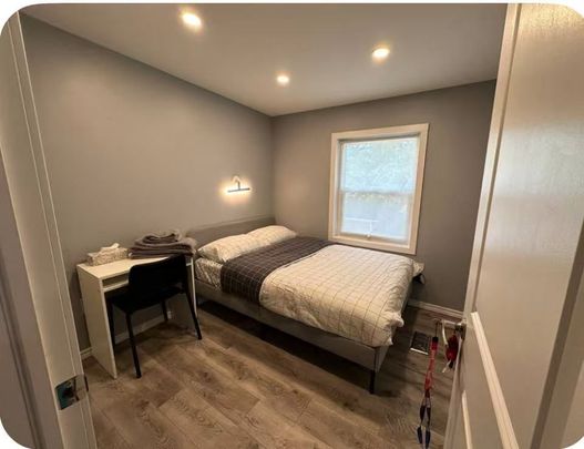 For Lease - 76 Macdonald Street Unit# room on 2nd flr, Toronto, Ontario - Photo 1