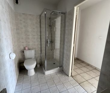 Location Appartement 1 pièce 37m² LE MONASTERE 12000 - Photo 4