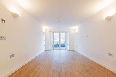 West Green Road, London, N15 - Photo 3