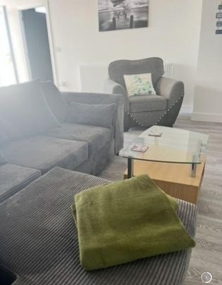 3 bedroom apartment to rent - Photo 1