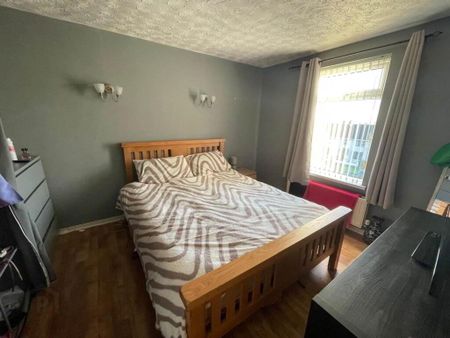 4 Fulmar Avenue, Carrickfergus, BT38 7RR - Photo 4