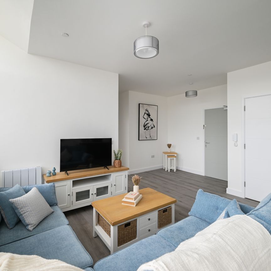 Guild House, Peterborough, Oundle Road - Photo 1