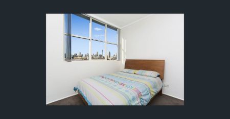 Cosy 12th-Floor Apartment with Spectacular City Views - Photo 5