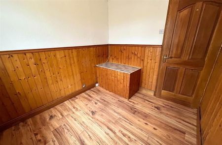 12 Crawfordsburn Road, Bangor, BT19 1BE - Photo 4