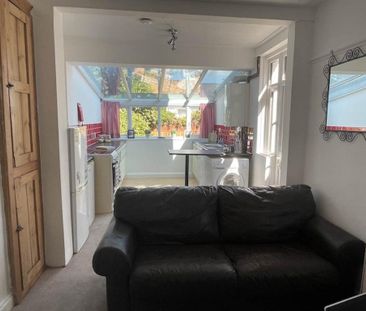5 bedroom house to rent - Photo 3