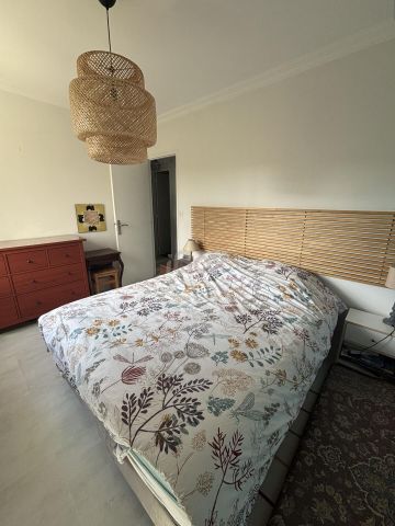 Appartement 4 pièce(s) 93.85 m² - Photo 3