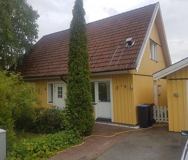 House in Gribbylund for rent - Photo 1