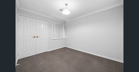 WELL PRESENTED FAMILY HOME! - Photo 2