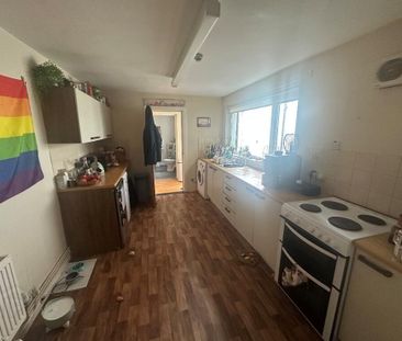 11 Lawrence Street Apt 1, Belfast, BT7 1LE - Photo 1