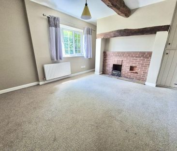 4 bedroom semi-detached house to rent - Photo 2