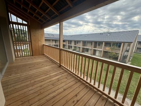 Mietkauf - Großzügige 2-Zimmer-Wohnung mit überdachter Terrasse - Photo 2