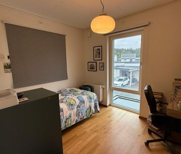 Uppsala - 5rok - 10mån - 23.000kr/mån - Photo 3