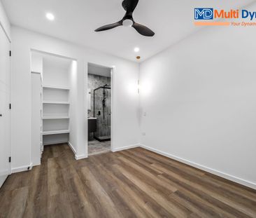 Prestige Living Redefined - Exceptional Double-Storey Luxury Residence - Photo 3