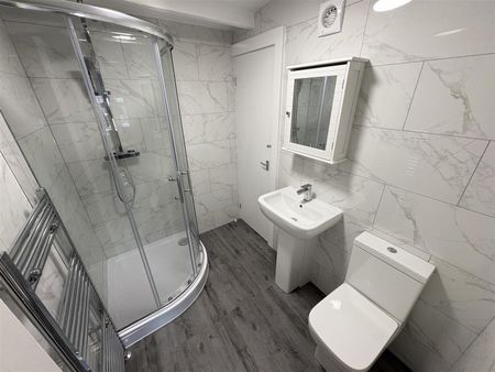 Ash Road, Headingley, LS6 3HD, Leeds - Photo 5