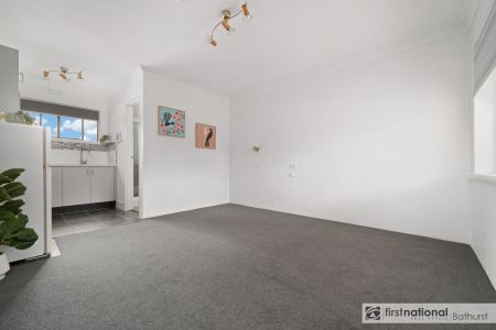 17/31 Seymour Street, 2795, Bathurst Nsw - Photo 2