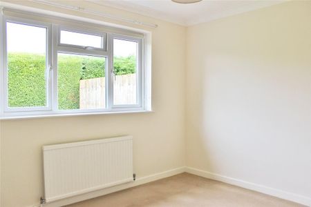 3 bedroom bungalow to rent - Photo 4