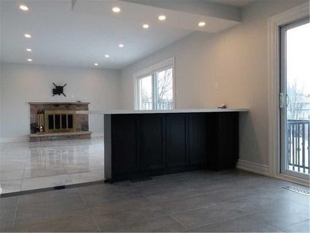 For Lease - 20 Apollo Drive, Toronto, Ontario - Photo 2