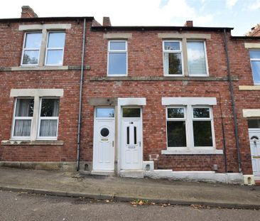 3 bedroom apartment to rent - Photo 1