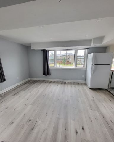 For Lease - 531 Essa Road Unit# 1, Barrie, Ontario - Photo 2