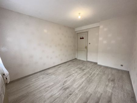 Location Appartement 2 pièces 59m² SELESTAT 67600 - Photo 2
