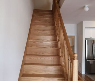 For Lease - 35 Jaffna Lane, Markham, Ontario - Photo 6