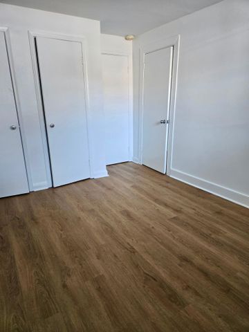 For Lease - 430 Ridelle Avenue Unit# 1, Toronto, Ontario - Photo 4