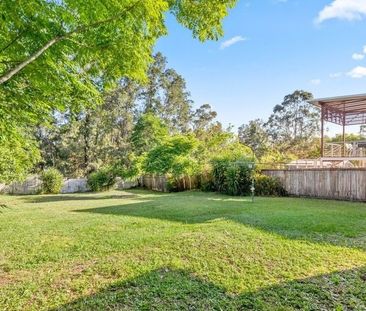 Charming Three Bedroom Family Home for Lease! - Photo 2