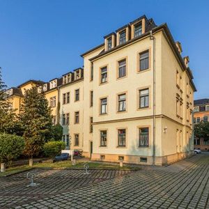 Kleine 2 Zimmer Altbau Wohnung in Dresden Pieschen - Foto 2