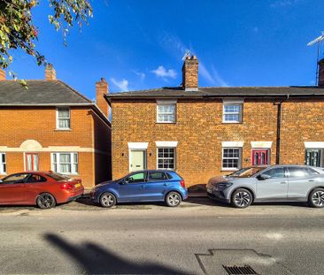 2 bedroom end of terrace house to rent - Photo 5