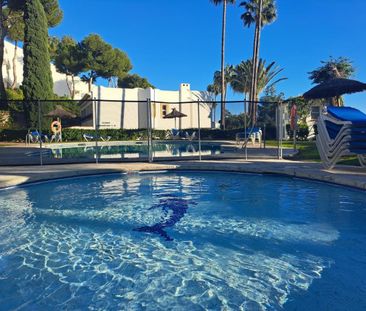 Apartment in Riviera del Sol, Costa del Sol - Photo 4