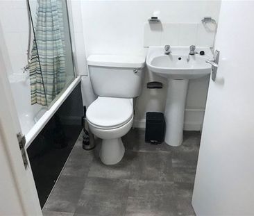 London Road, Headington, Oxford - Photo 1