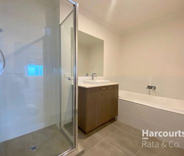 Quality, Comfort & Convenience in the Heart of Wollert - Photo 3
