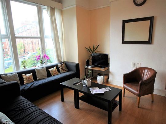 Lucas Street (Room 5), Headingley, Leeds - Photo 1