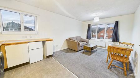 1 bedroom flat to rent - Photo 2