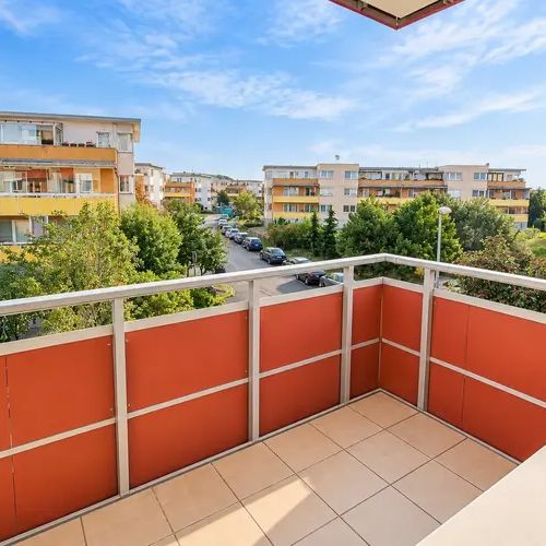 Pronájem bytu 3+kk s balkonem a 2 parkovacími stáními, Praha 9 – Kyje - Photo 1