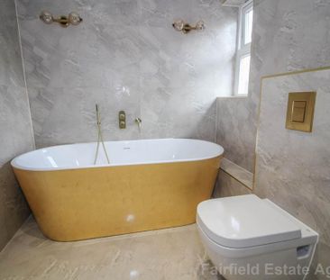 4 bedroom semi-detached house to rent - Photo 2