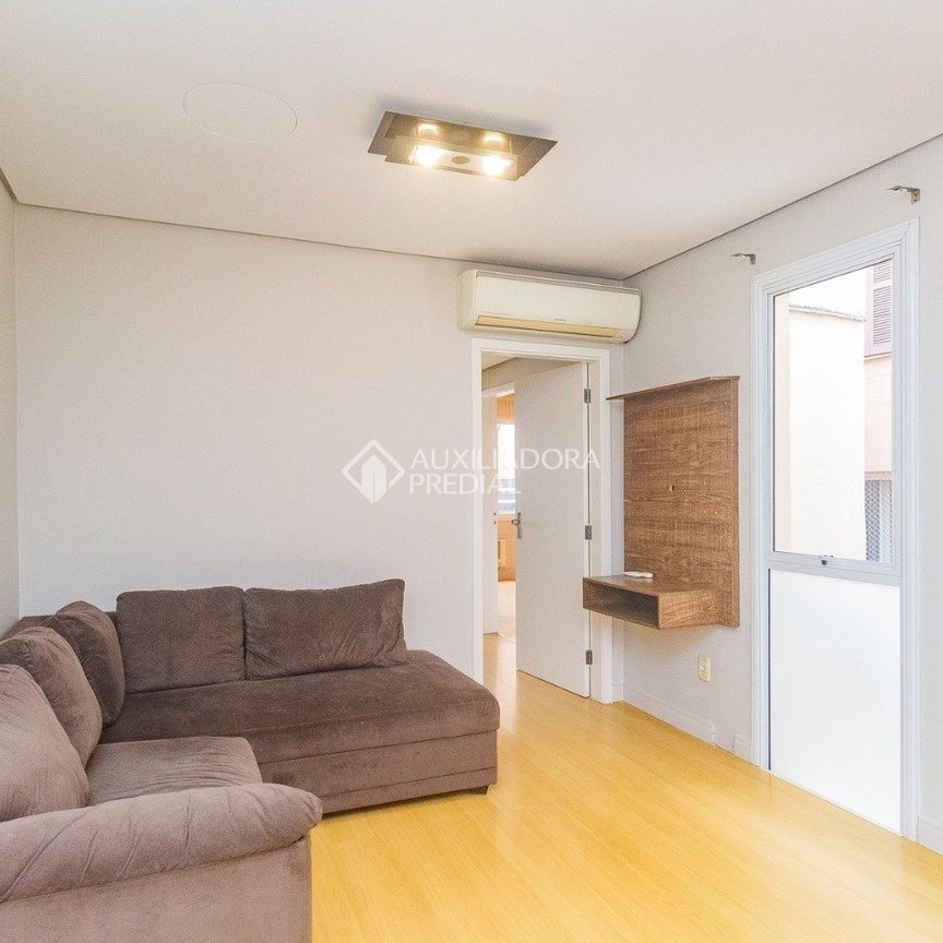 Cobertura com 2 quartos e 127m² para alugar em Santa Cecília, Porto Alegre. - Photo 1
