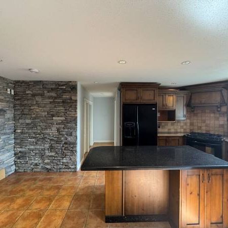 Spacious Home on Farmland - Photo 1