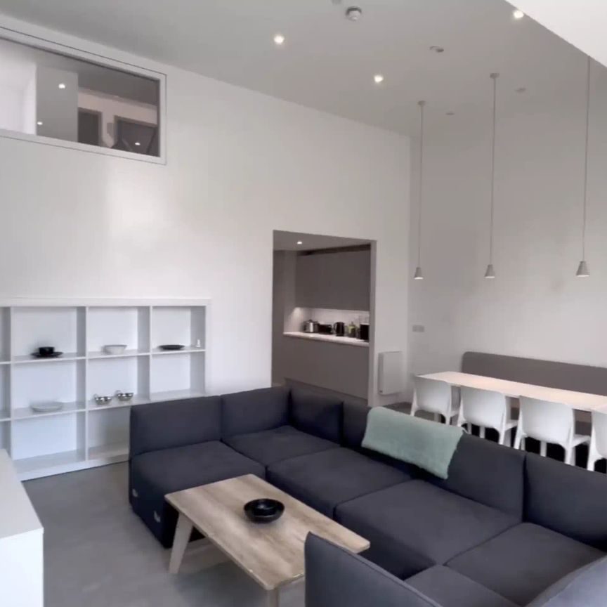 Castle Boulevard En-suite - Photo 1