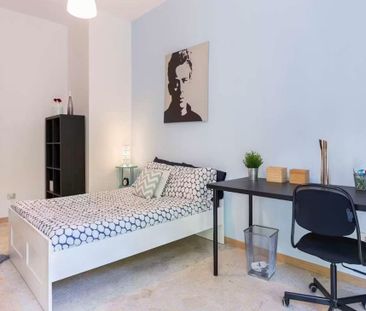 Via dei Pioppi, Cesano Boscone, Lombardy 20090 - Photo 3