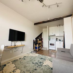 Loft entièrement meublé à louer Saint-Jean-Baptiste juillet 2026 - Photo 2