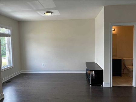 For Lease - 3991 Pondview Way, Mississauga, Ontario - Photo 4