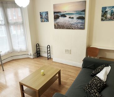1 Bed Flat, Beckingham Road, LE2 - Photo 1