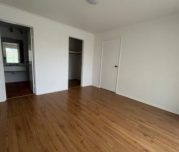 18 McKellar Avenue, Hoppers Crossing, Vic 3029 - Photo 1